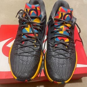 Nike KD 8 Gray and Yellow Athletic Shoes